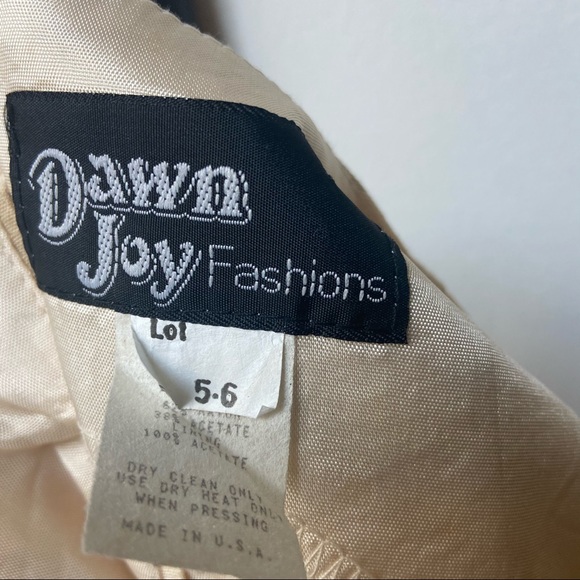 Vintage Minimalist Matching Outfit - Picture 9 of 10